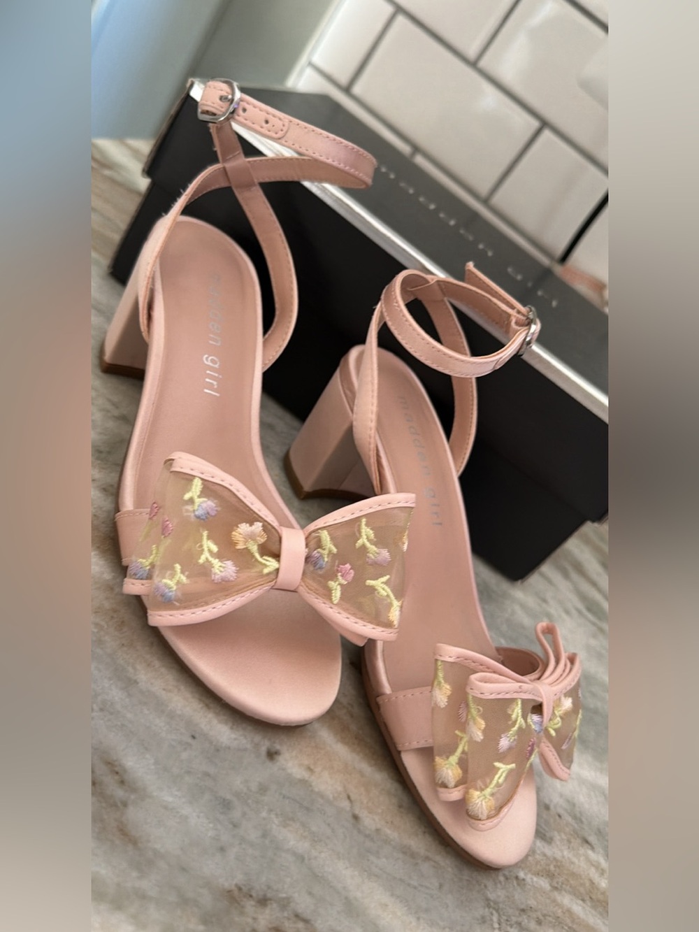 Madden girl girls Pink Embroidered Bow Block Heel Sandals